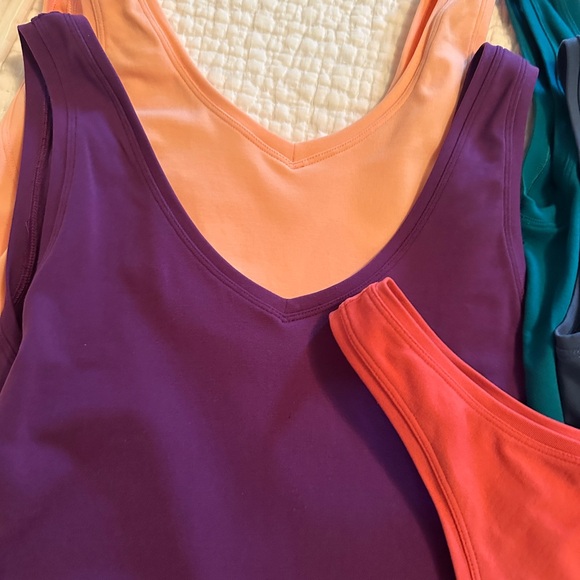 Colorful Sleeveless Tank Tops Set - Picture 6 of 7